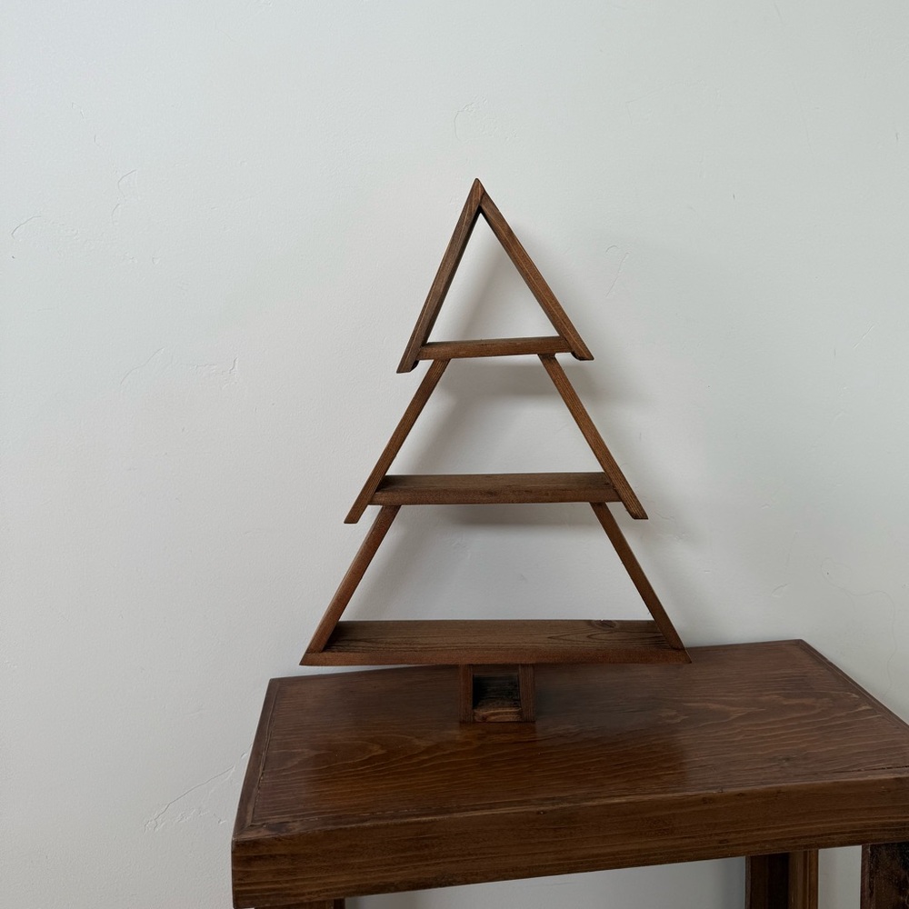 Grinch Tree Wood Shelf
